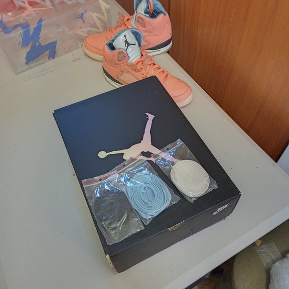 Size 10.5 - Jordan 5 Retro x DJ Khaled Mid We The Best - Crimson Bliss - Picture 4 of 14